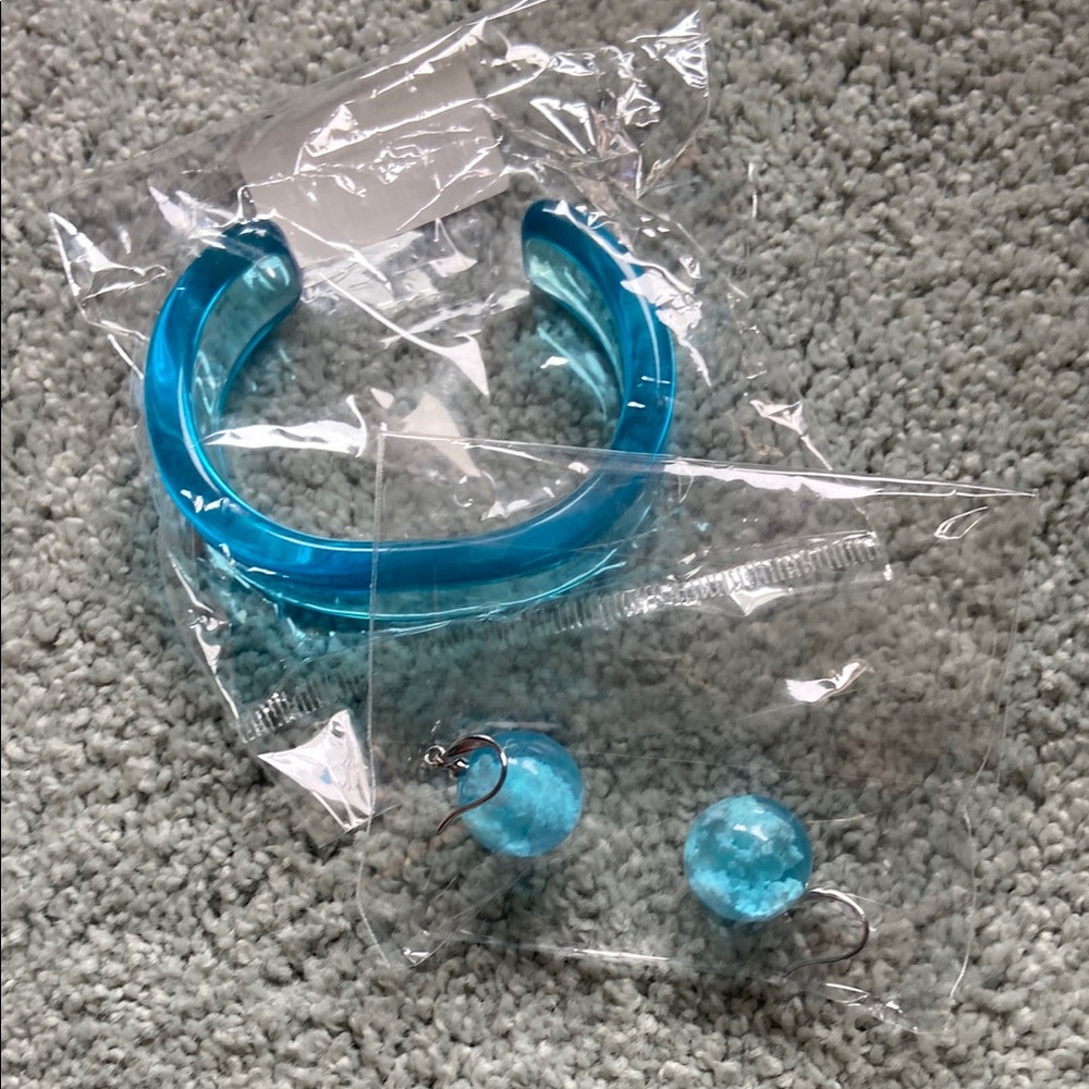 Blue bracelet & earring jewelry set